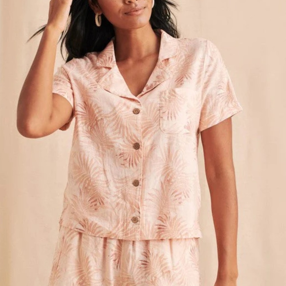 Faherty paradise cove top shirt medium